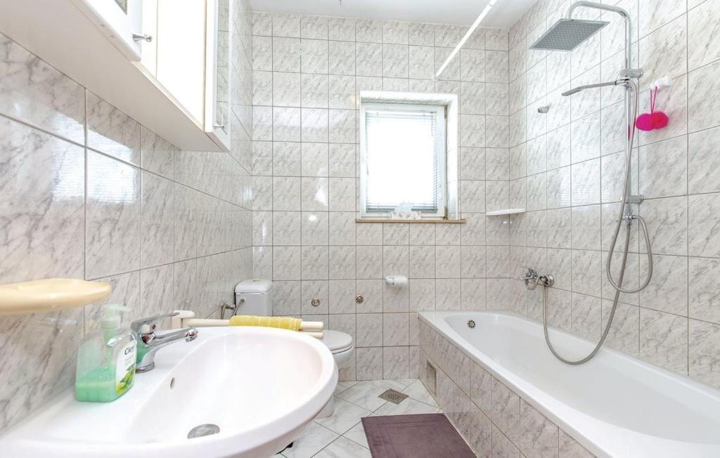 Apartman Mila Нови-Винодолски Экстерьер фото