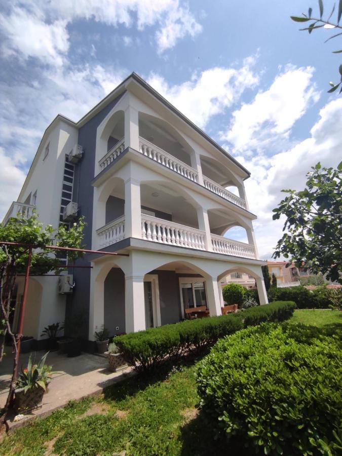 Apartman Mila Нови-Винодолски Экстерьер фото